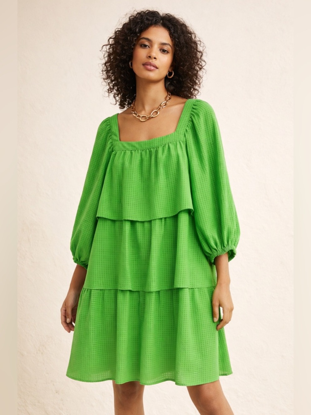 WHO WHAT WEAR Green Tiered Dress Size M Square-Neck